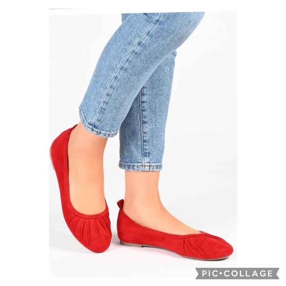Journee Collection Tannya Ruched Red Ballet Flat Size 9 NWT - Picture 13 of 13
